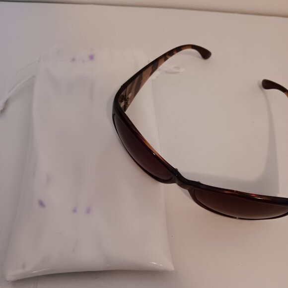 NINE WEST WOMEN'S BROWN TORTOISE SHELL SUNGLASSES GUC - Picture 3 of 3